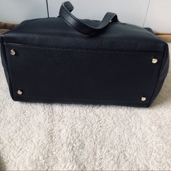 Kate Spade | Larchmont Ave Penny Tote | Leather - Picture 5 of 5